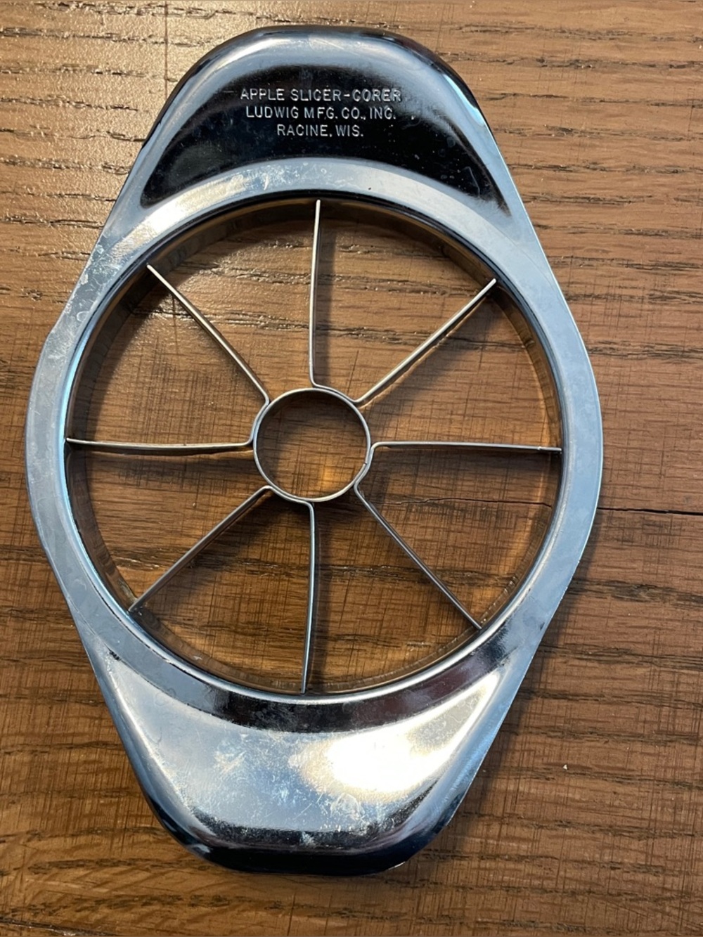 Vintage Ludwig Mfg Co Apple & Pear Slicer Corer Racine WI Stainless Steel 8Blade
